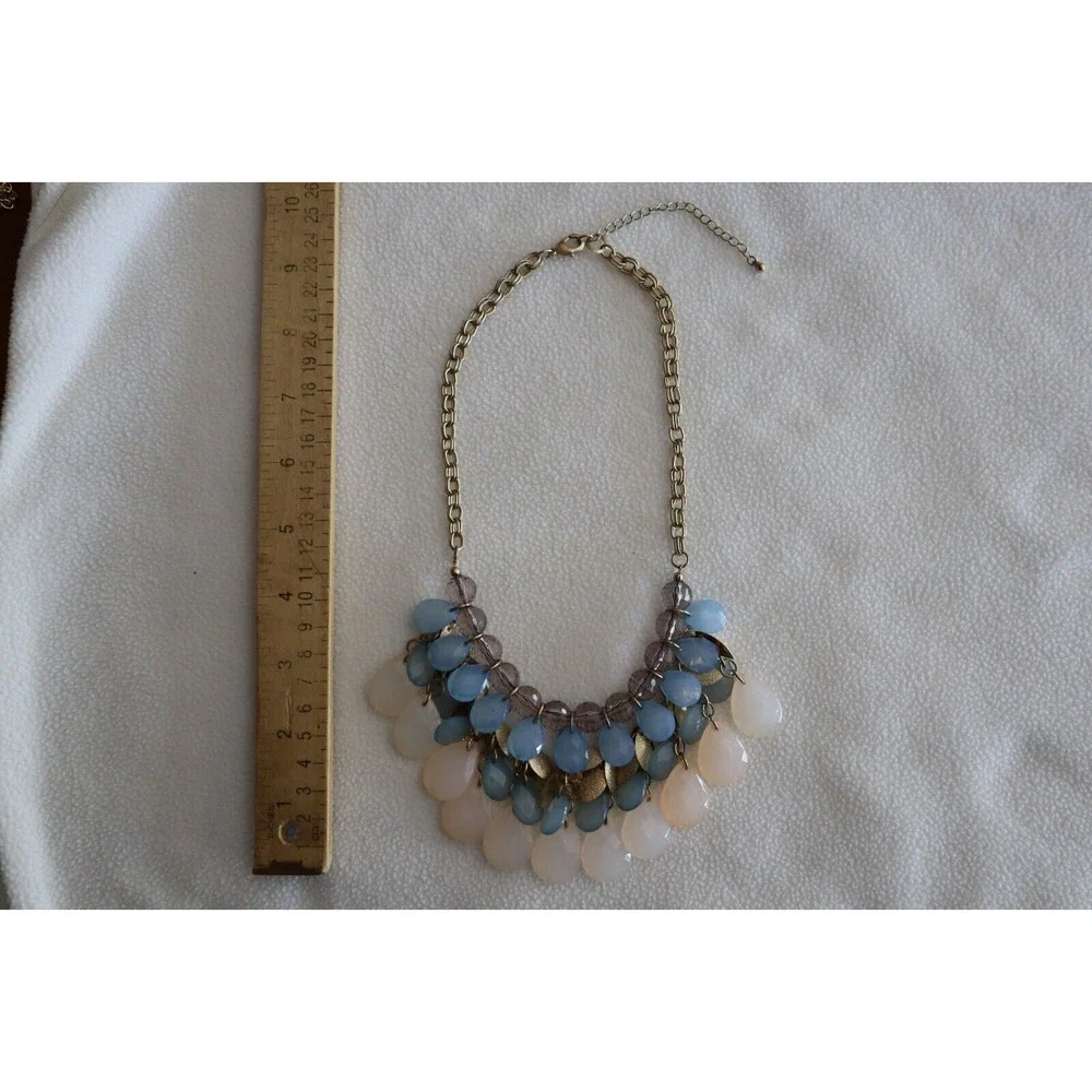 Lot Light Off-white Blue Necklace Gold Tone Dangle Pendant Chandelier Floral